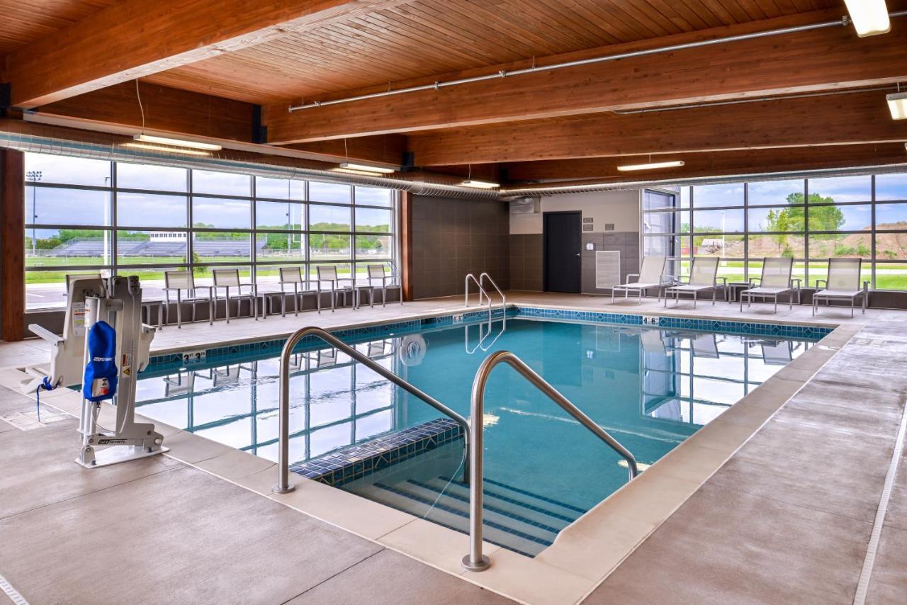 Country Inn & Suites By Radisson, Ft Atkinson, Wi Fort Atkinson Eksteriør billede